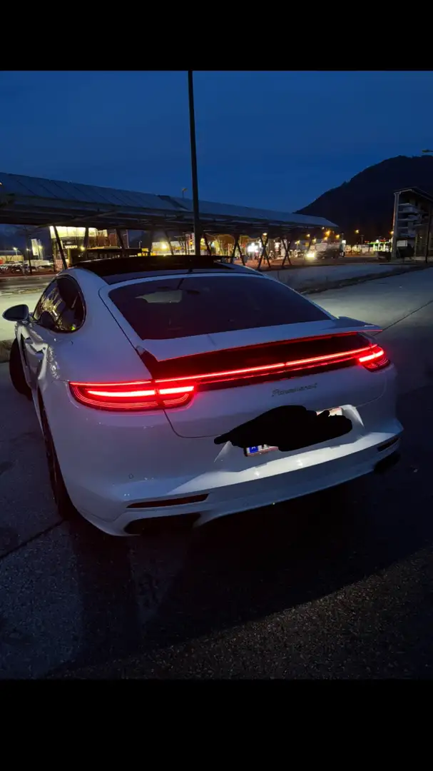 Porsche Panamera S PHEV e-Hybrid - 1