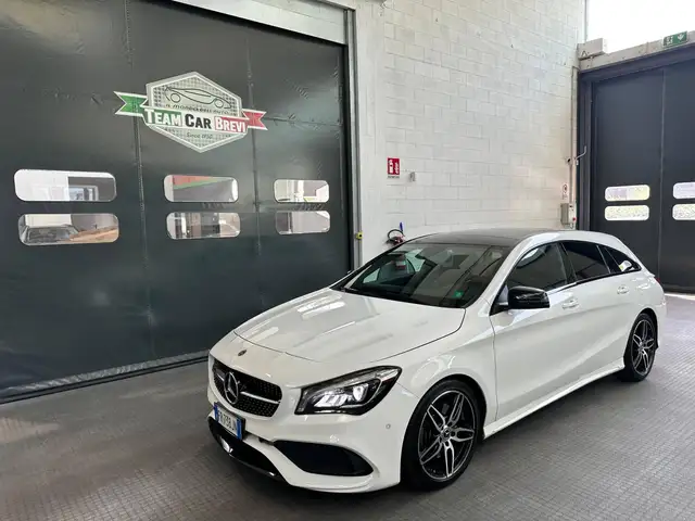 Mercedes-Benz CLA 220 CLA Shooting Brake 220 d Sport Night 4matic auto