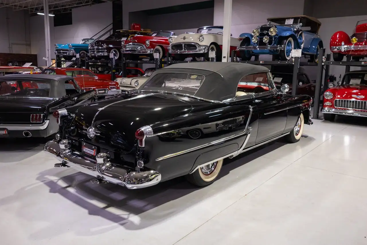 Oldsmobile Ninety-Eight Convertible, foto 2