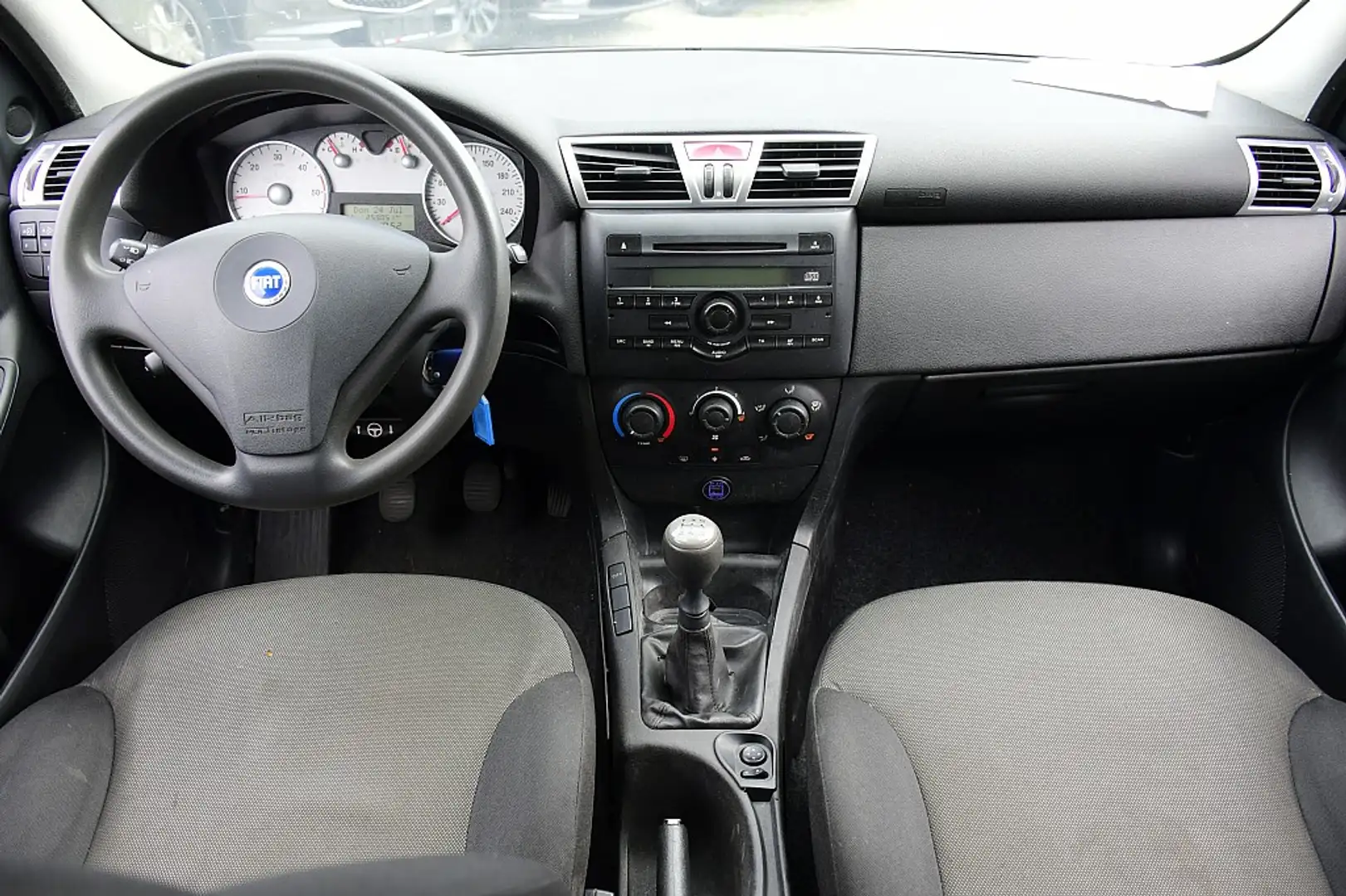 Fiat Stilo Multiwagon 1,9 JTD Multijet 90 Lifestyle Noir - 2