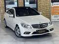 Mercedes-Benz E 250 Coupe E 250 CDI//AMG//PANORAMA//HARMAN/KARDON Weiß - thumbnail 2