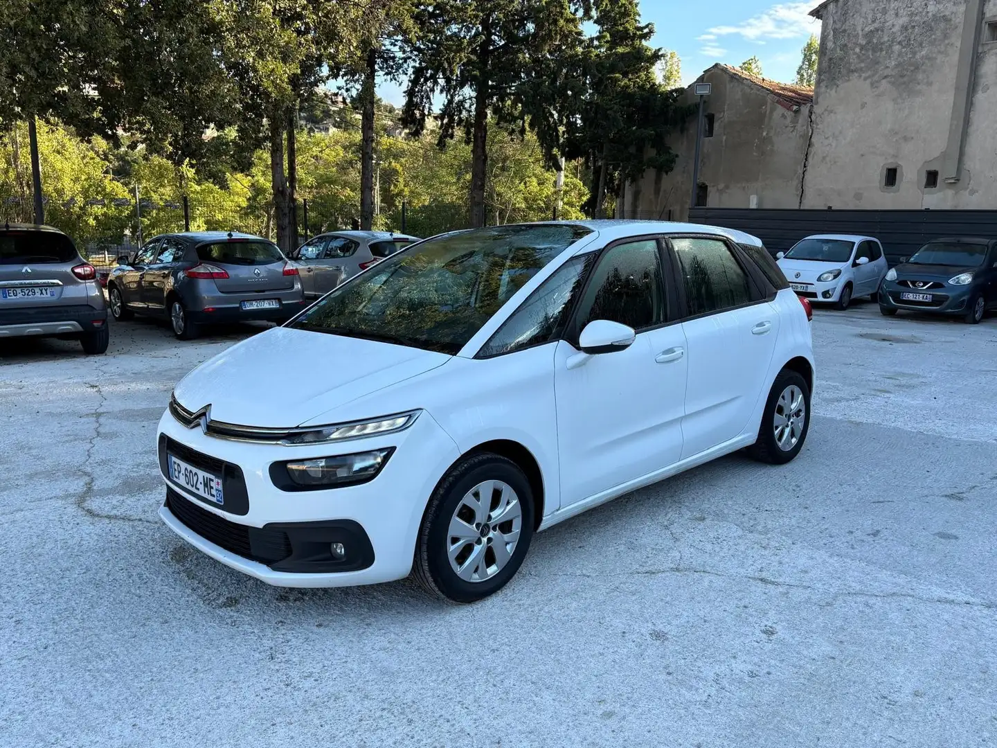 Citroen Spacetourer Live Weiß - 2