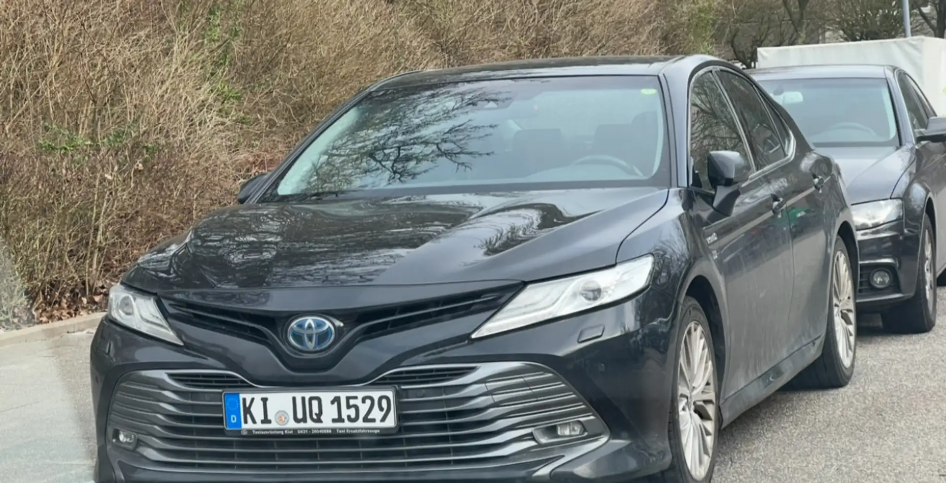 Toyota Camry 2.0 Hybrid benzin Taxi - 2