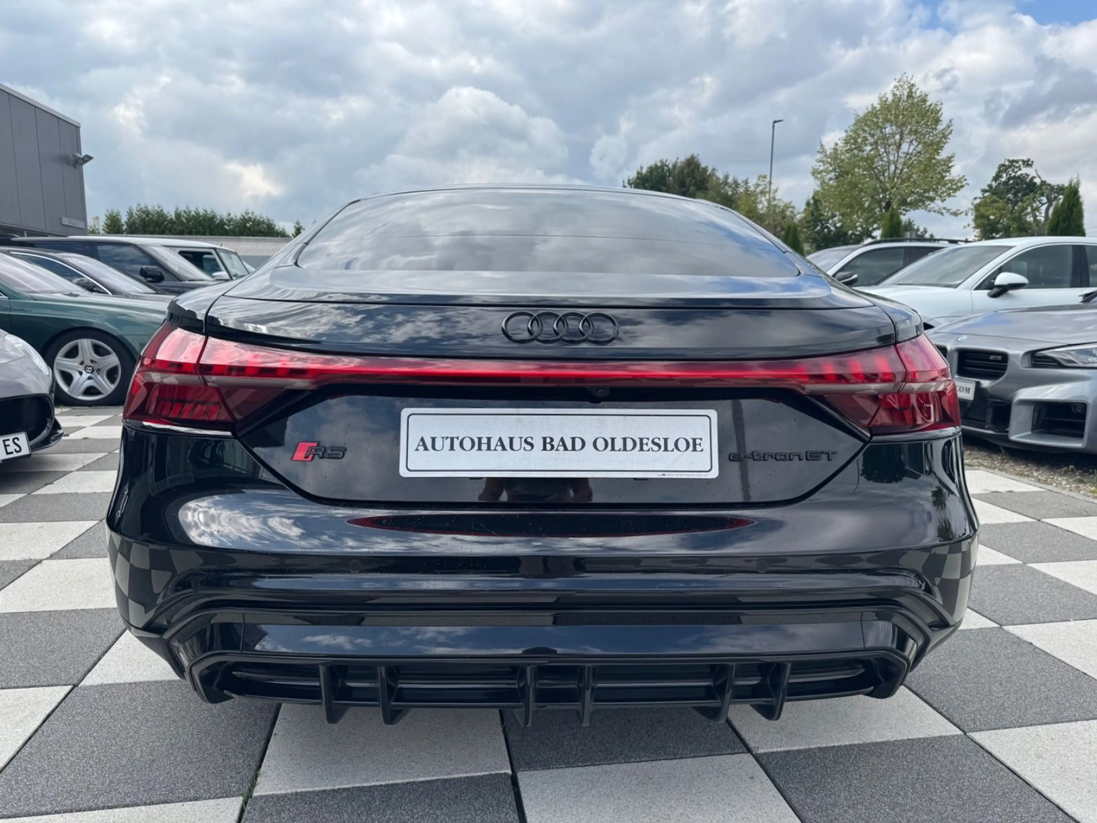Audi e-tron GT RS quattro -Matrix -Pano -HUD — photo 6