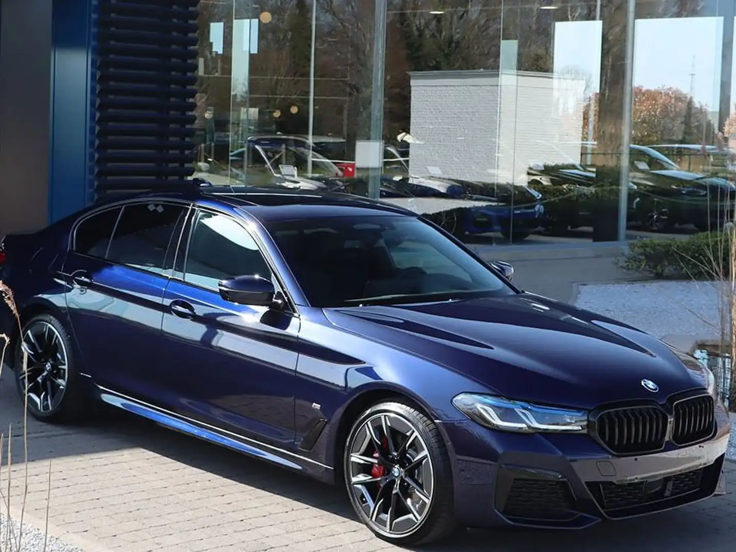 BMW 530 Blauw - 1