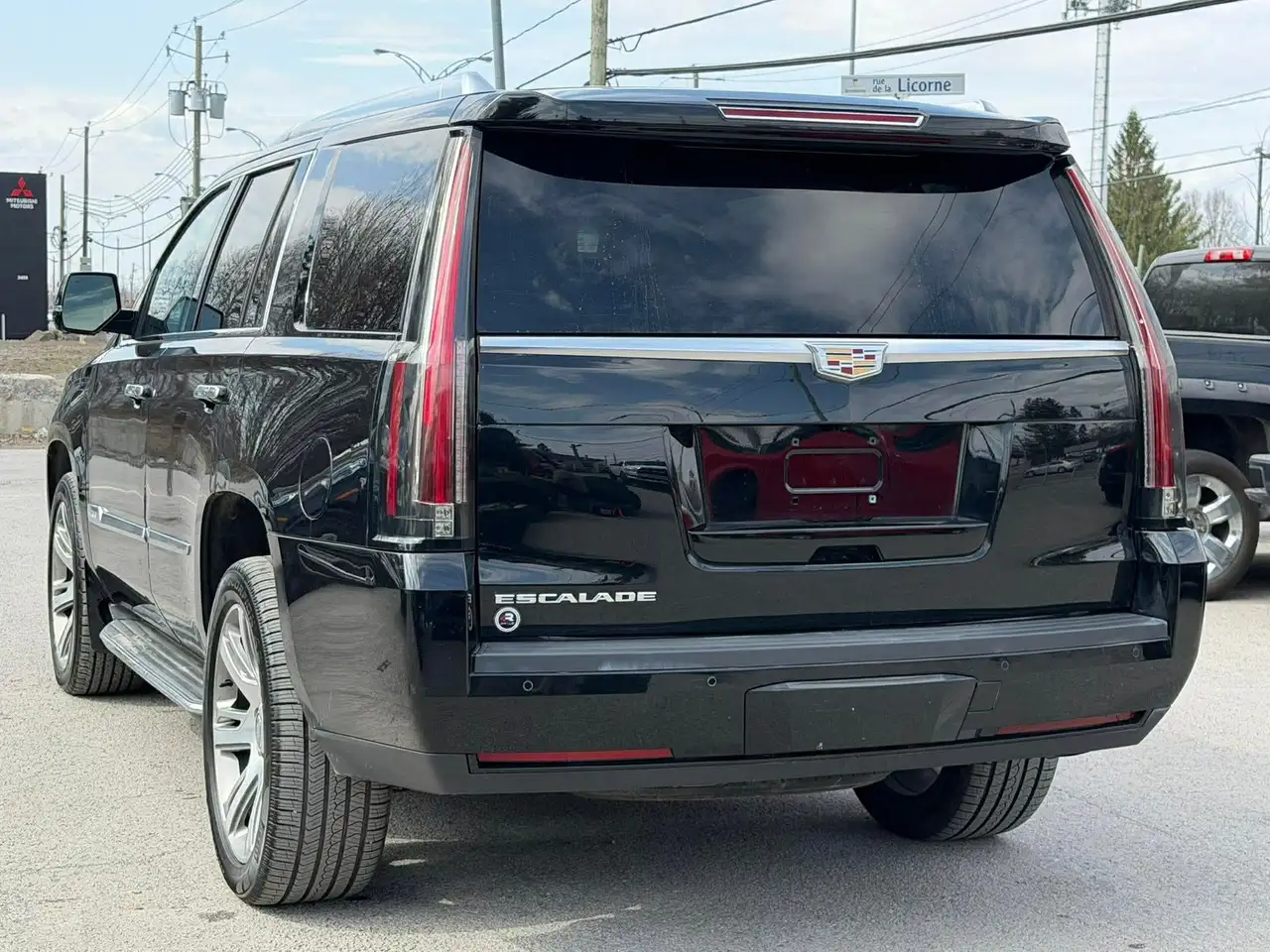 Cadillac Escalade снимка Cadillac Escalade