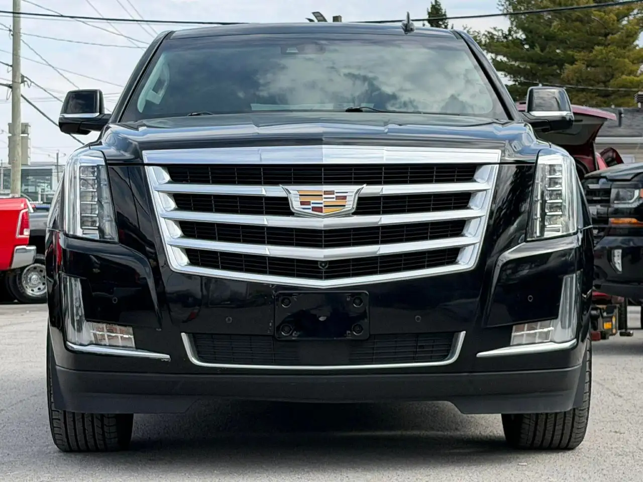 Cadillac Escalade снимка Cadillac Escalade