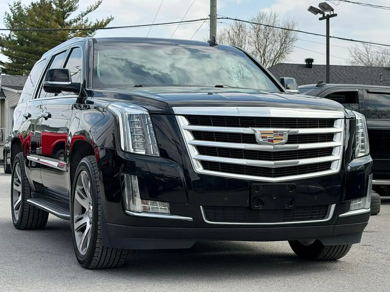 Cadillac Escalade снимка Cadillac Escalade
