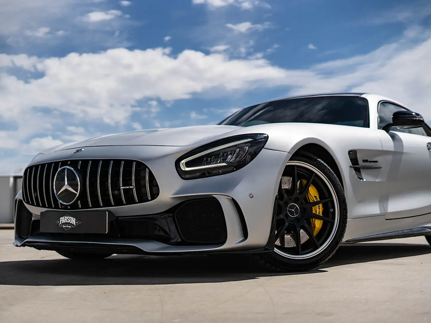 Mercedes-Benz AMG GT Coupé R Plateado - 2