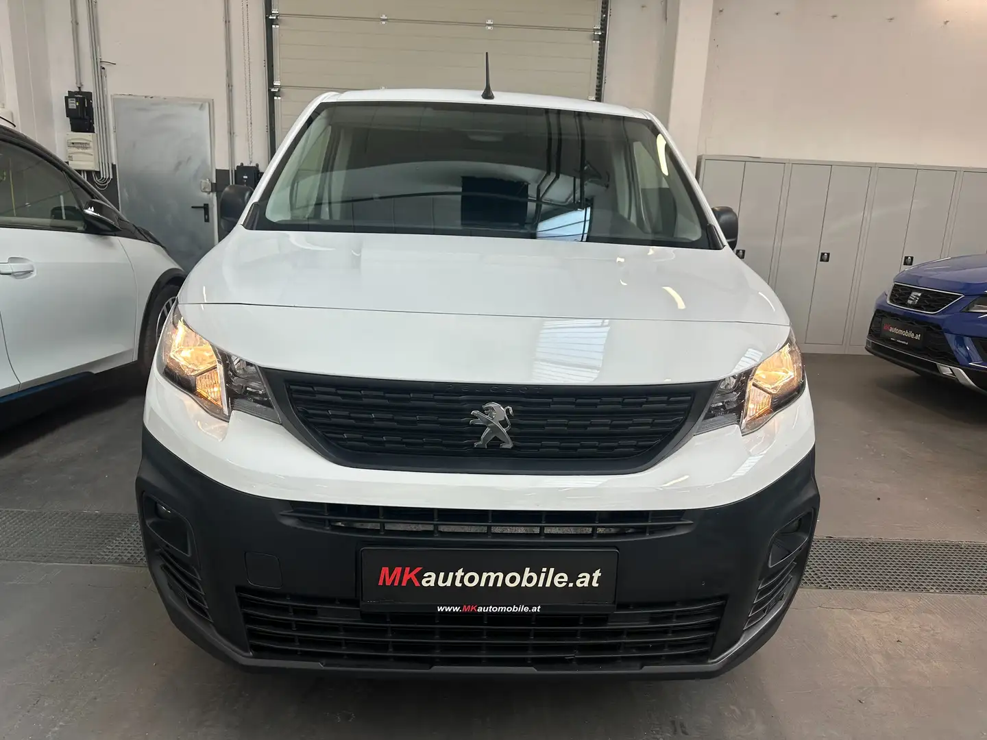 Peugeot Partner Standard BlueHDi 75 Premium NETTO 9.992 € Weiß - 2
