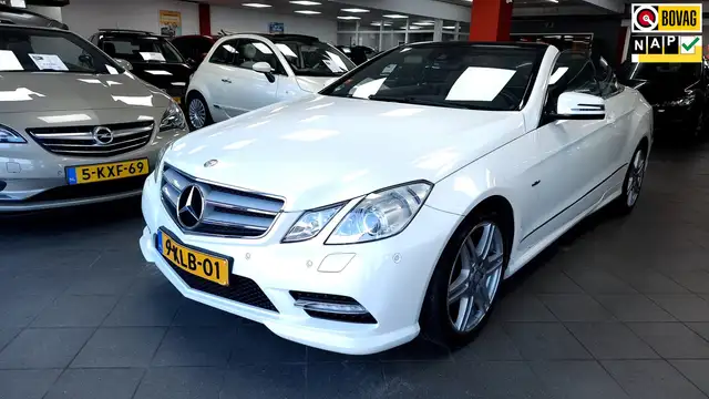 Mercedes-Benz E 300 Cabrio CGI Elegance