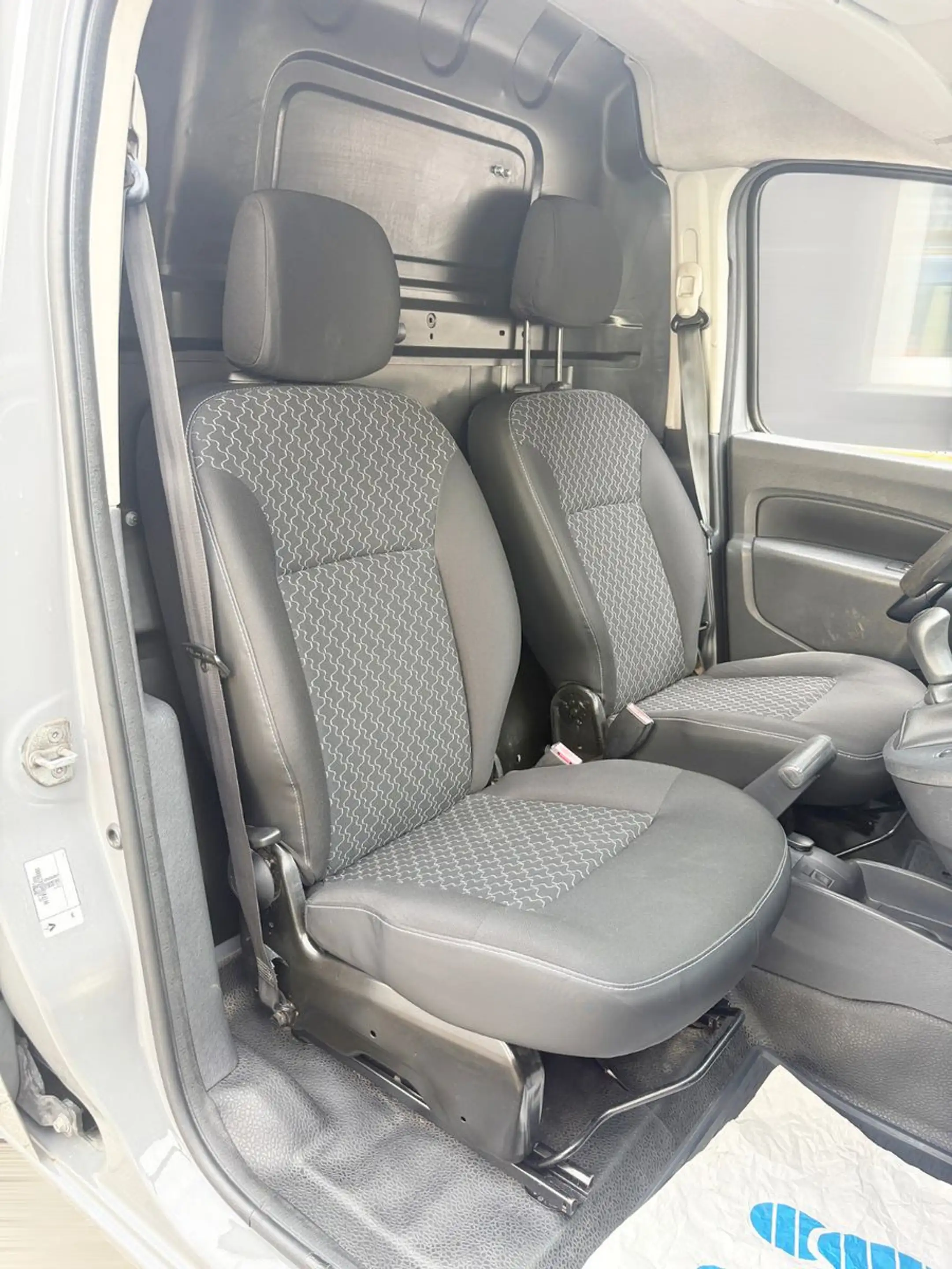 Renault Kangoo L2 Maxi 1.Hand Expression AHK Alarm Allwe — photo 6