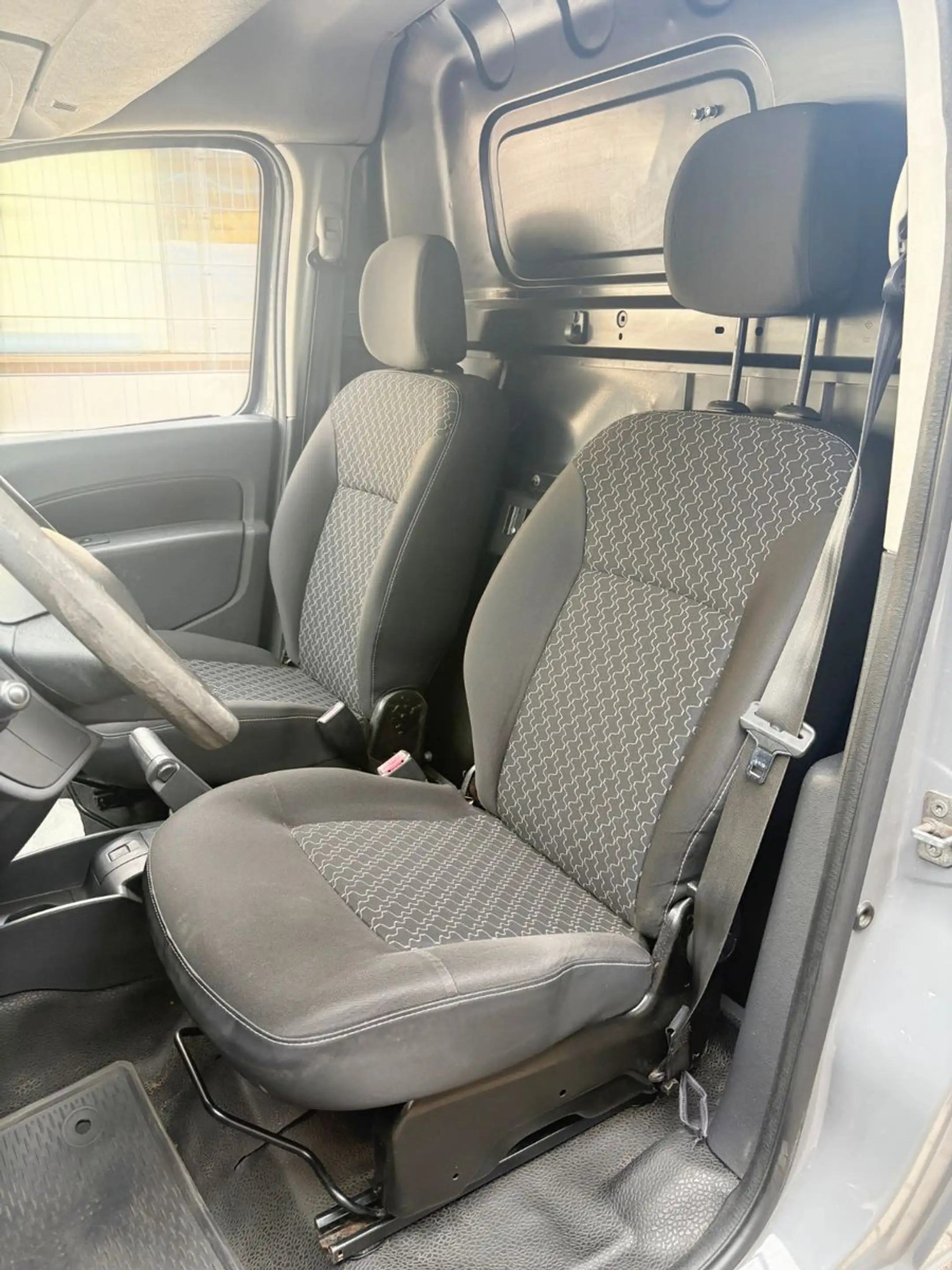 Renault Kangoo L2 Maxi 1.Hand Expression AHK Alarm Allwe — photo 4