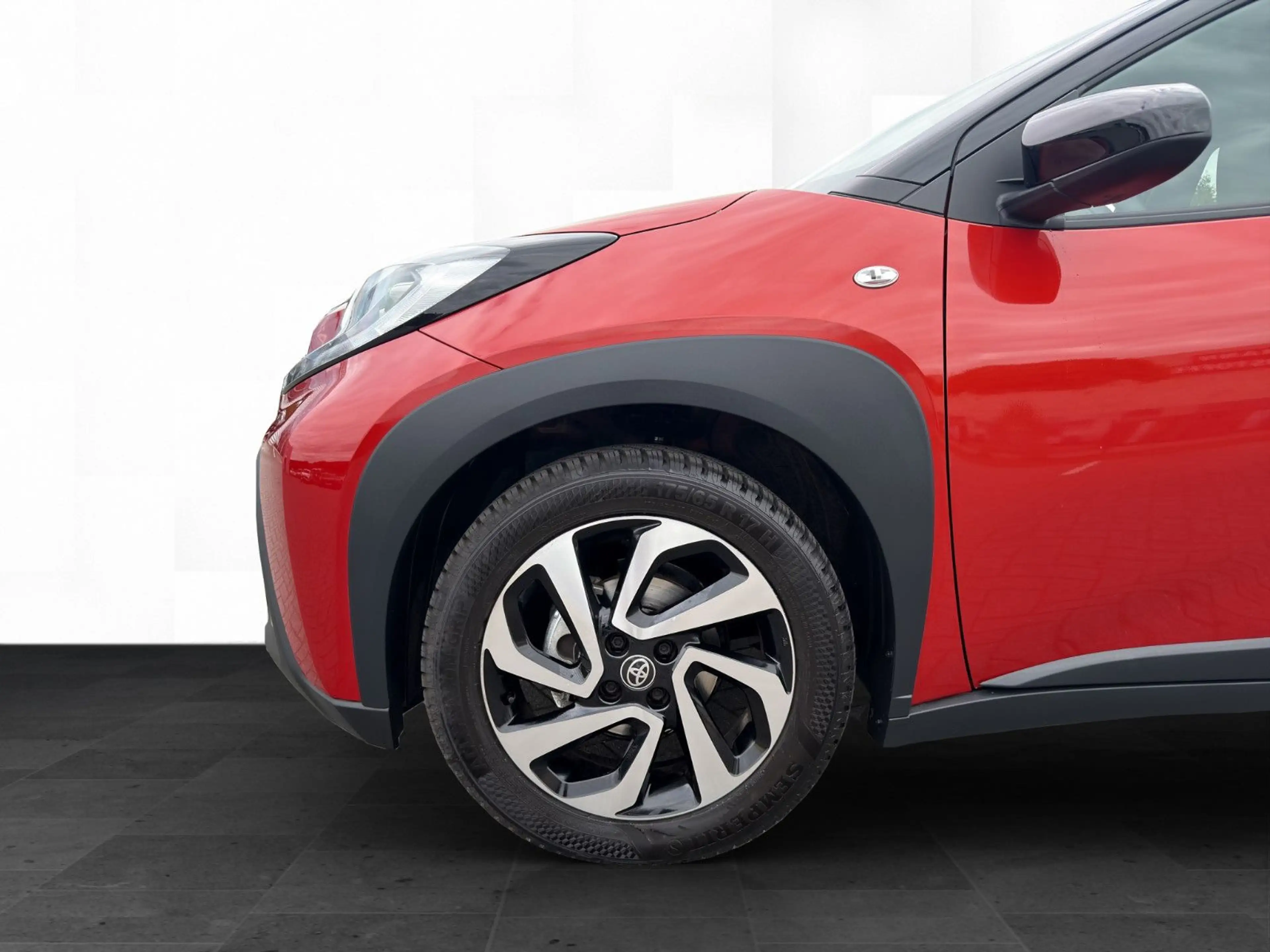 Toyota Aygo X Team D Automatik *APP*SHZ*CAM*neuwertig* — photo 9