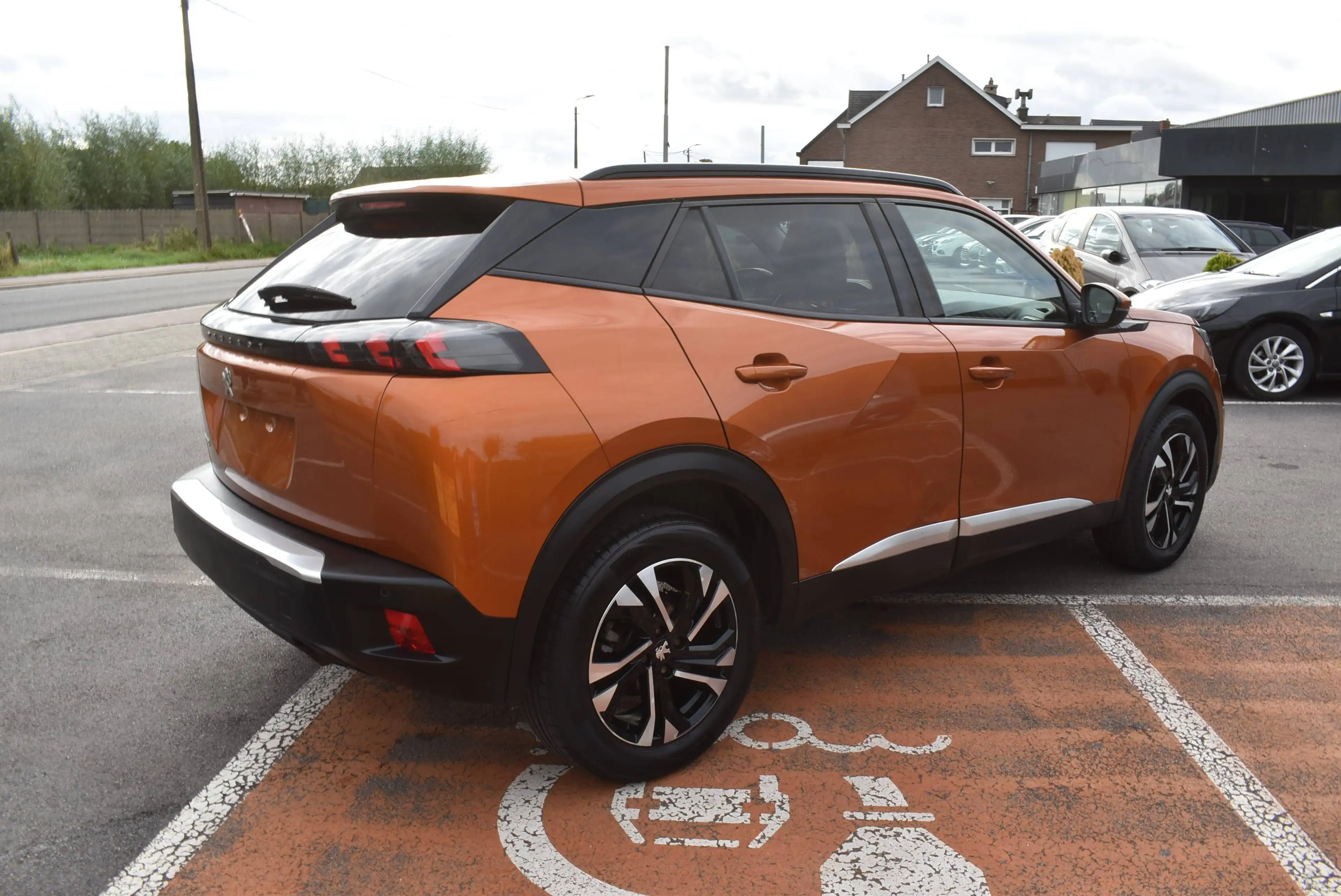 Peugeot 2008 1.5 BlueHDi Allure Airco/CarPlay***12M GARANTIE*** — photo 5