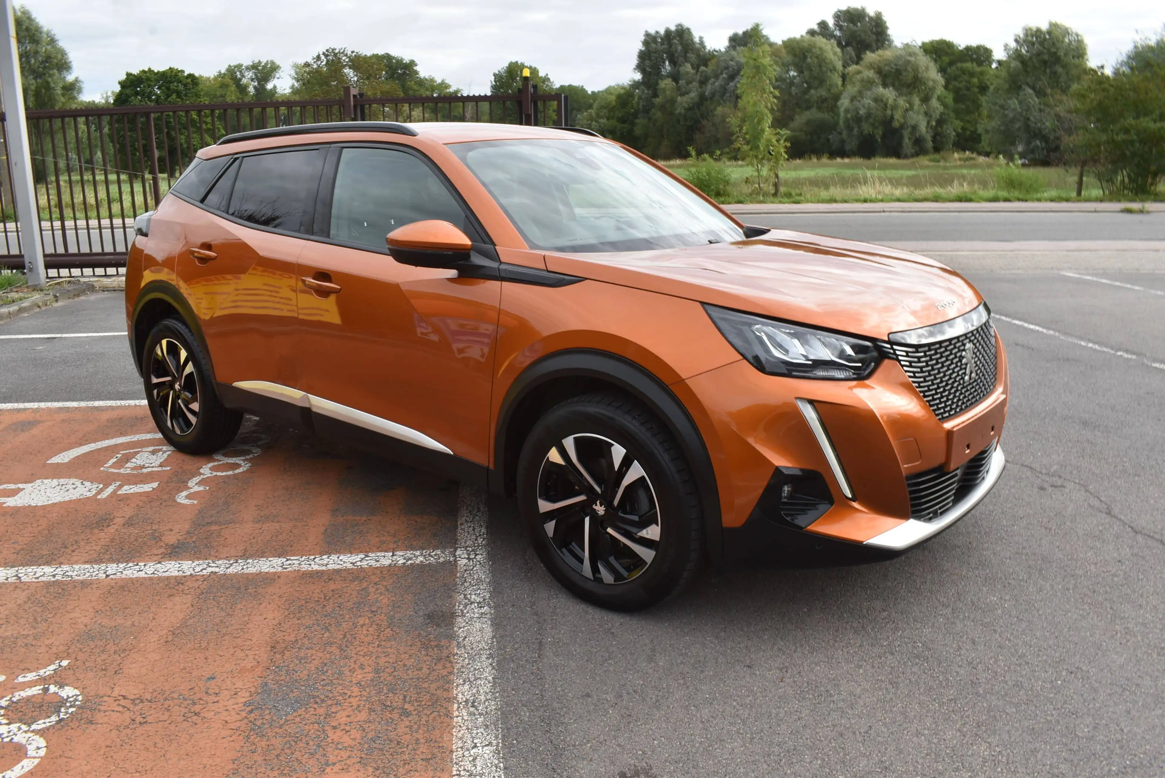 Peugeot 2008 1.5 BlueHDi Allure Airco/CarPlay***12M GARANTIE*** — photo 6