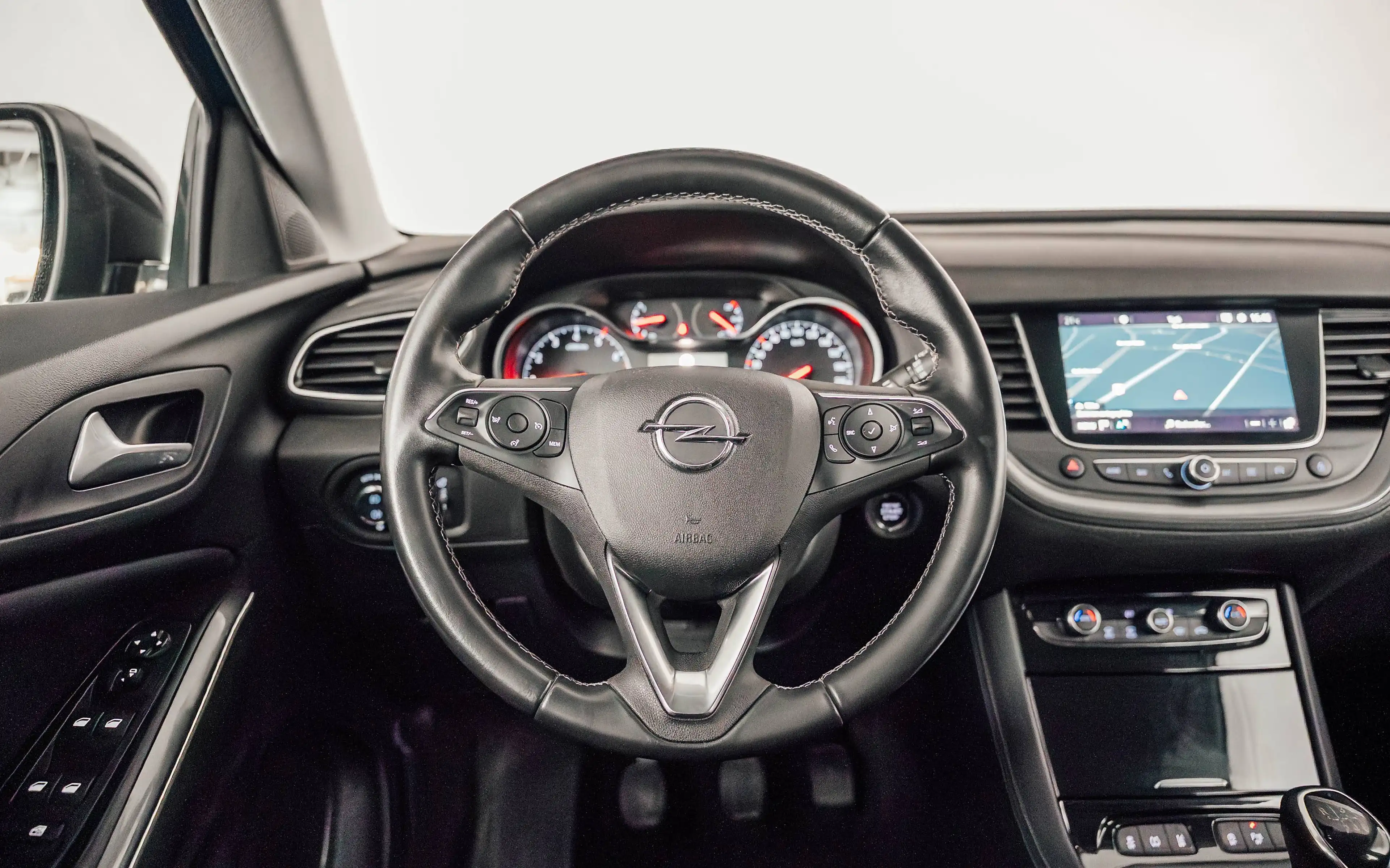 Opel Grandland X Grandland X 1.5 TD ECOTEC Innovation S — photo 14
