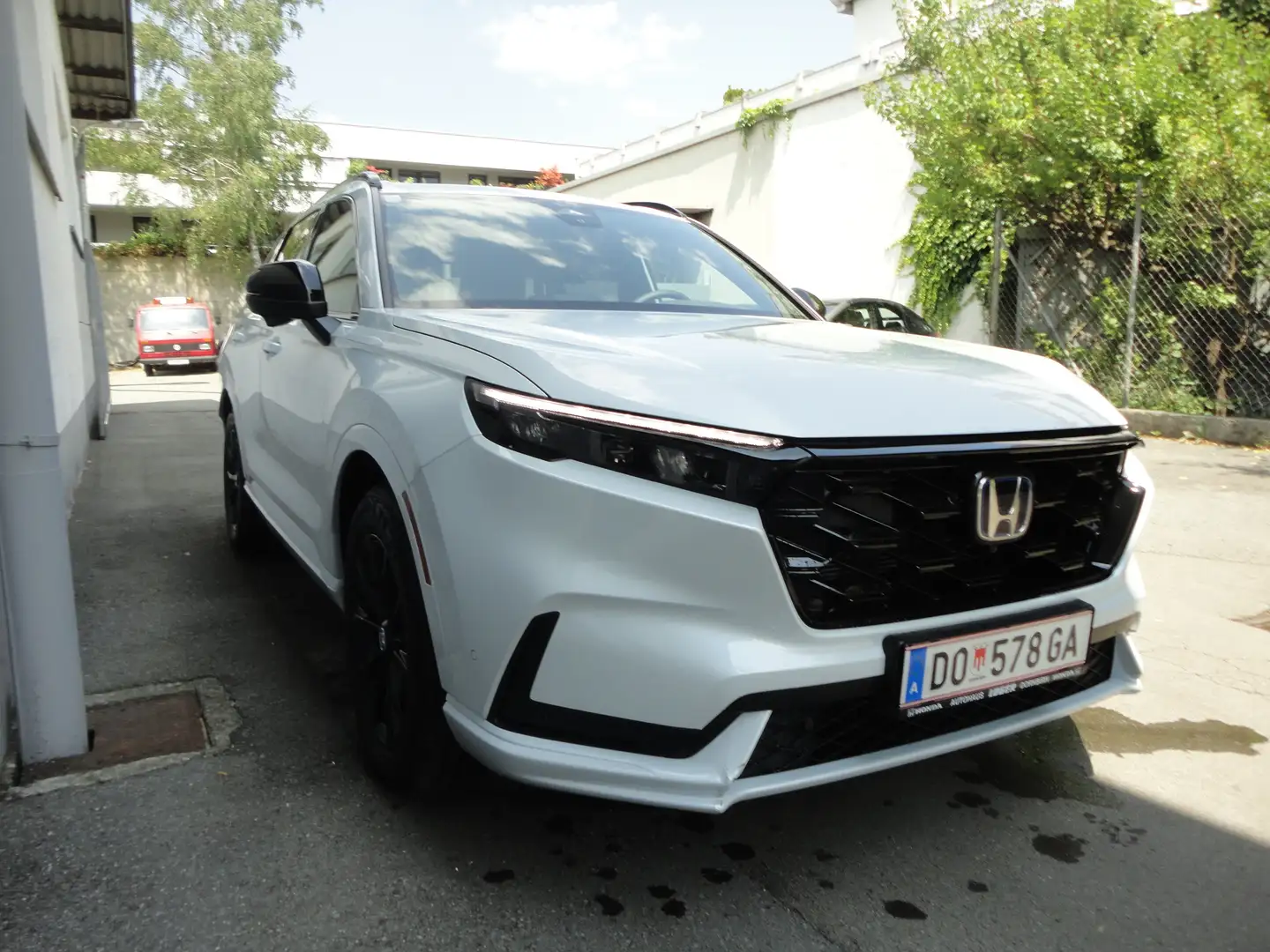 Honda CR-V 2,0 i-MMD e:PHEV Advance Tech 2WD Weiß - 2