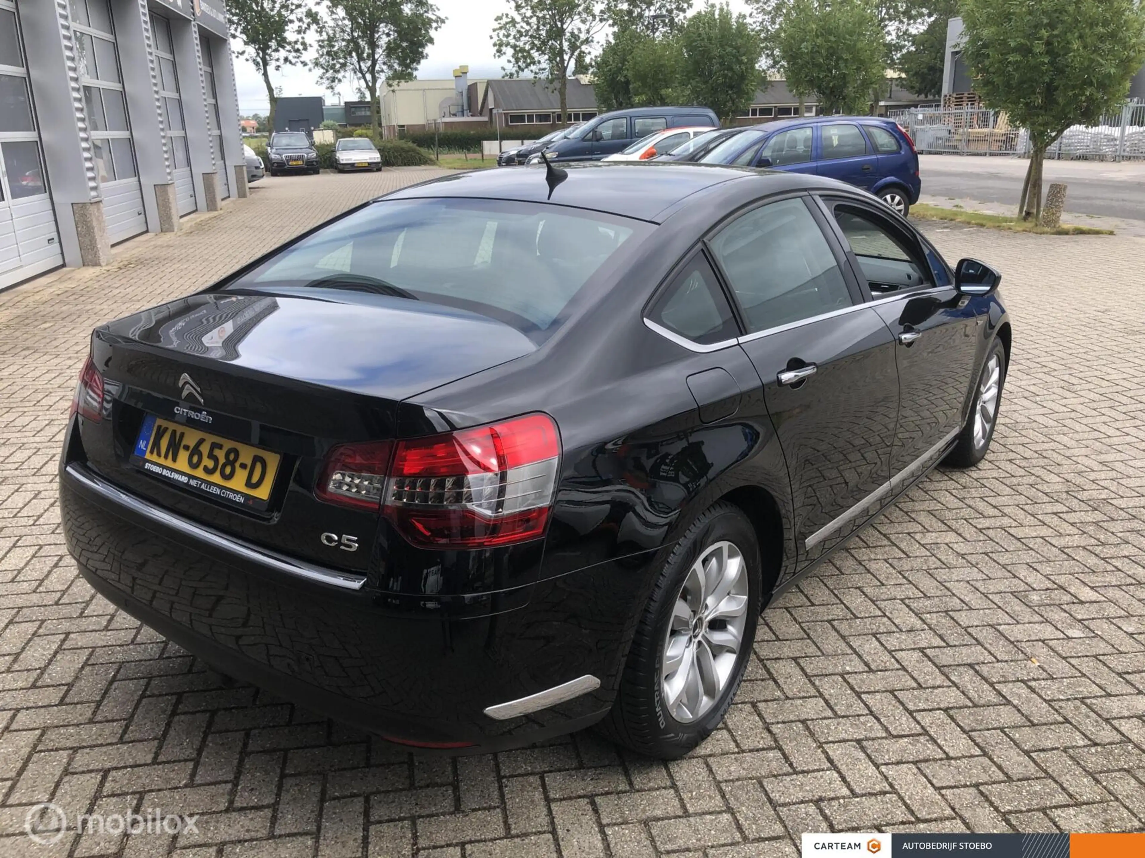 Citroen C5 2.0 HDi Business Exclusive — photo 3