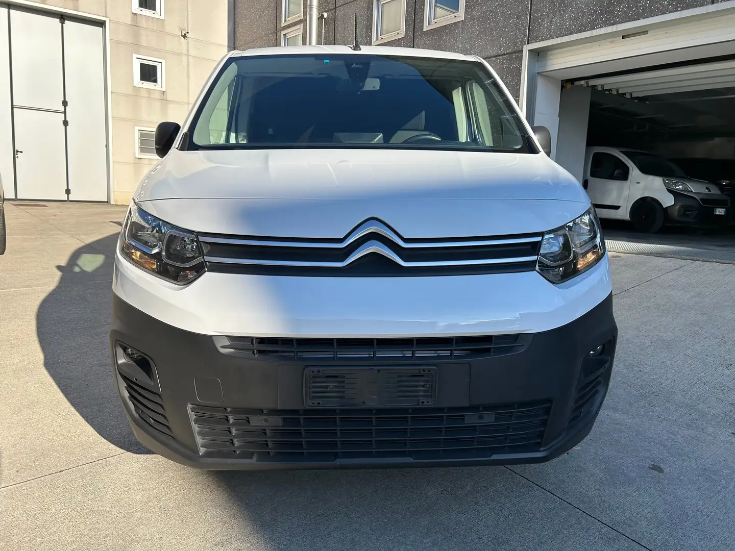 Citroen Berlingo 1.5 Bluehdi 130cv VAN - AUTOMATICO!! APPLE PLAY!!! Bianco - 2