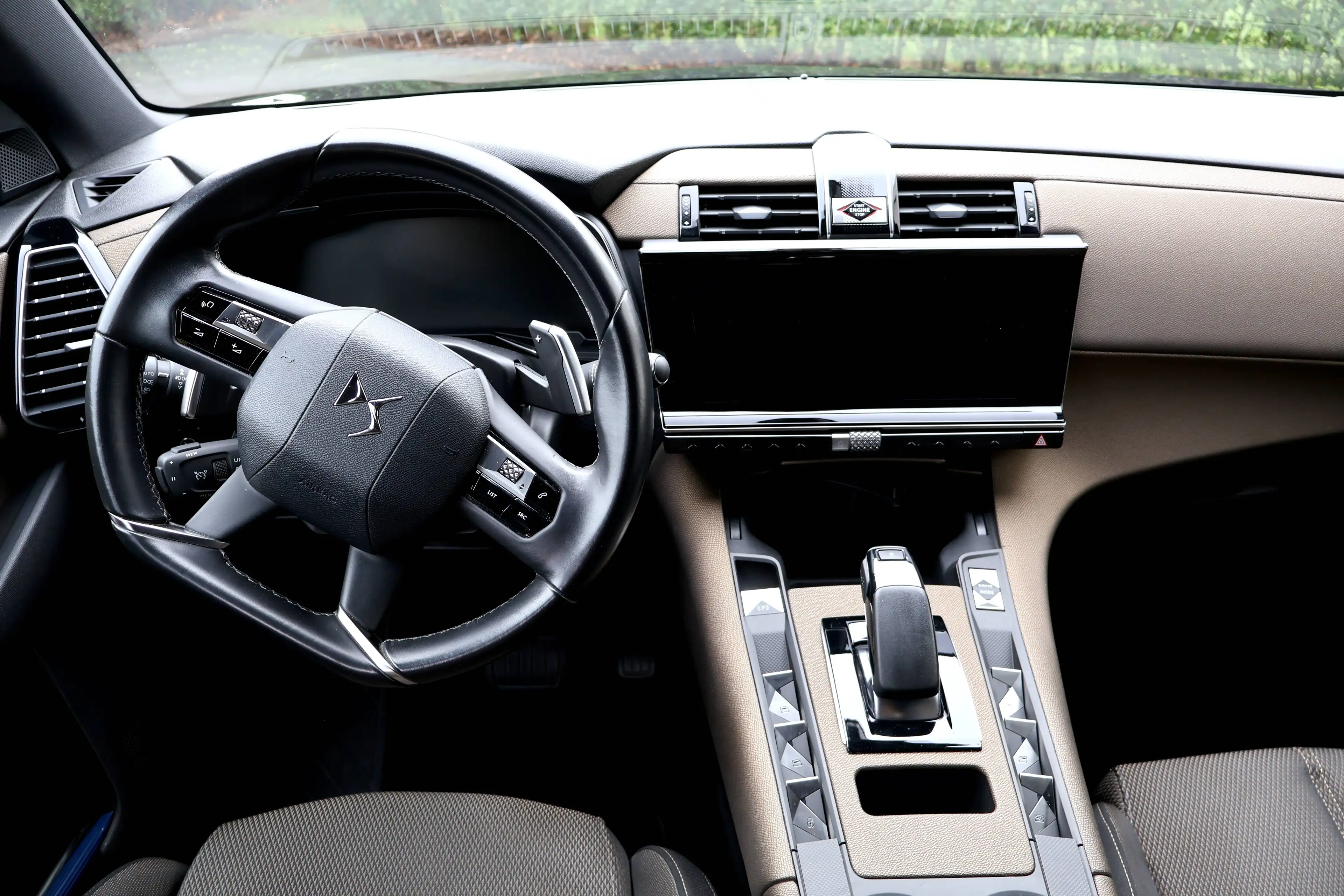 DS Automobiles DS 7 Crossback DS 7 CROSSBACK PHEV 1.6 E-TENSE (165 kW) — photo 12