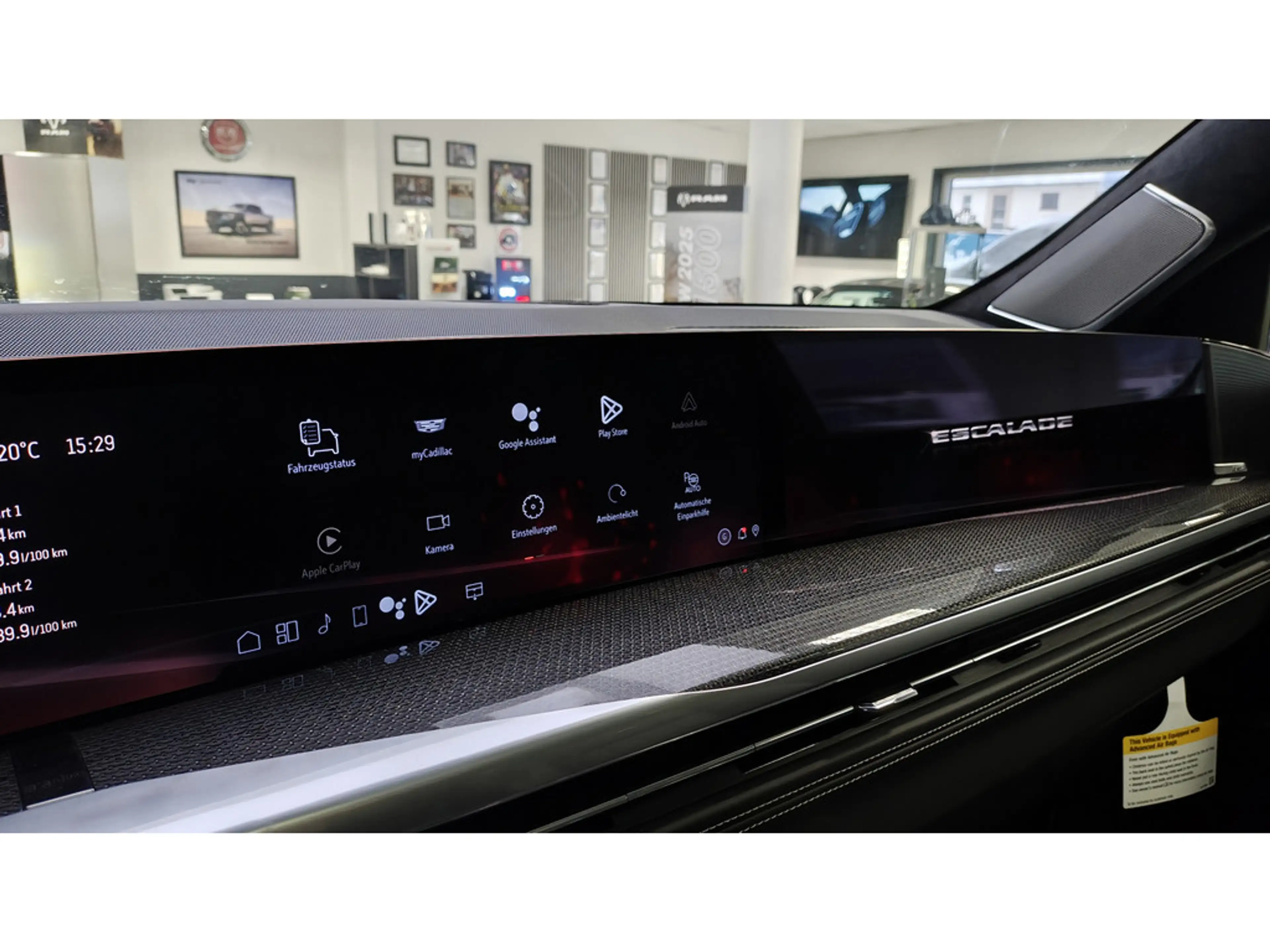 Cadillac Escalade V-Series 692 PS Carbon 24 Zoll VOLL — photo 23