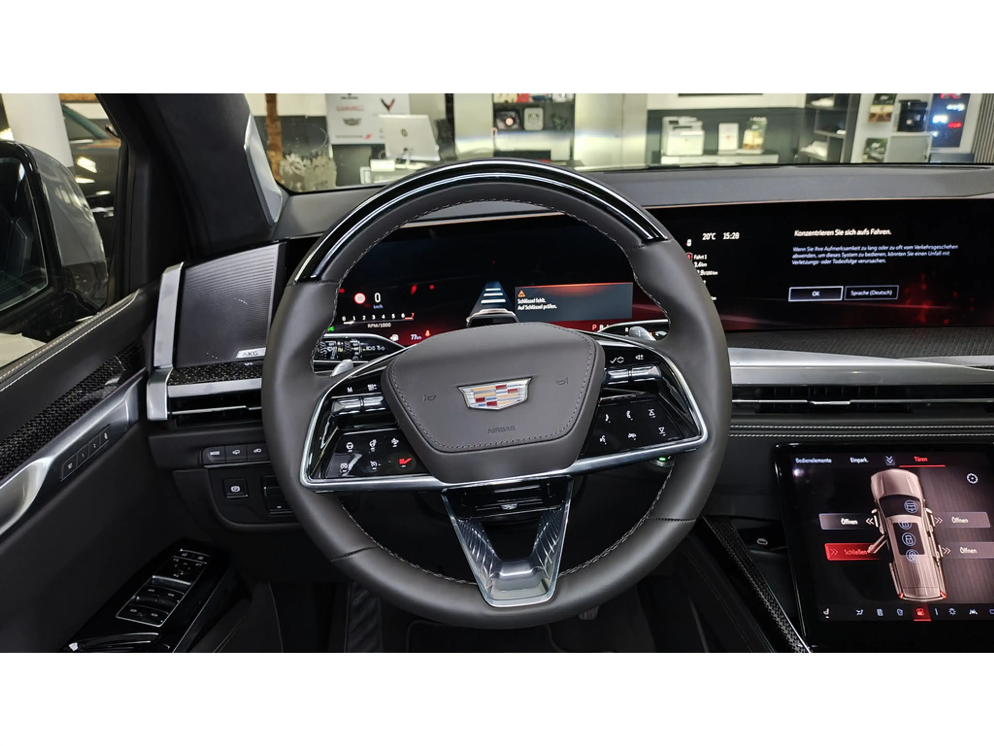 Cadillac Escalade V-Series 692 PS Carbon 24 Zoll VOLL — photo 18