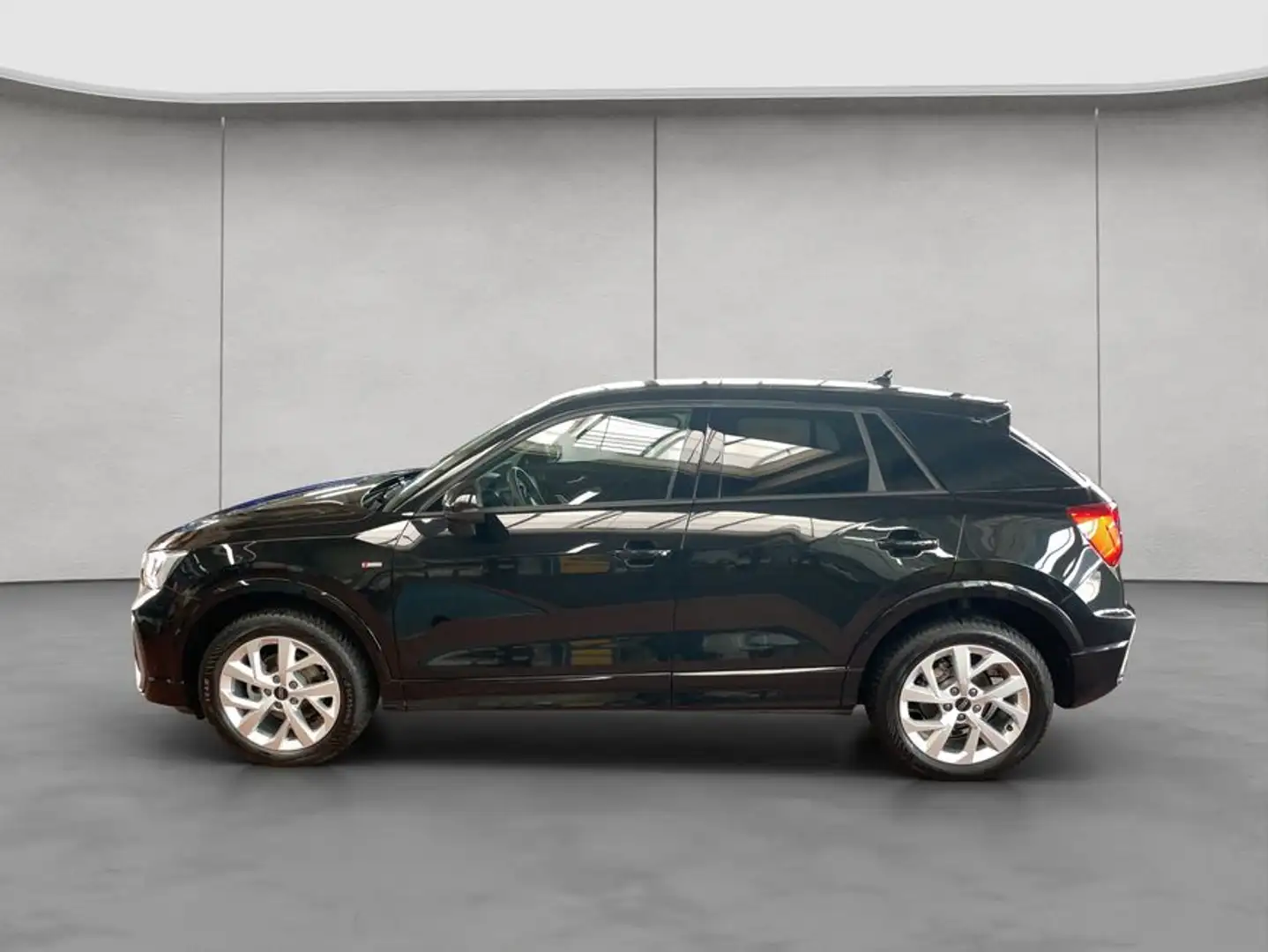 Audi Q2 35 TFSI S tronic S line Schwarz - 2