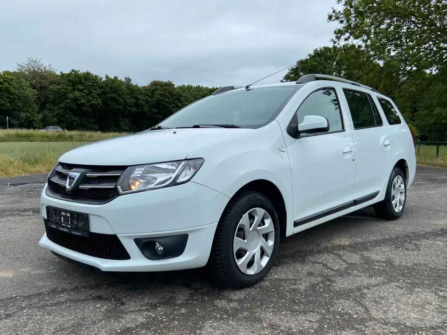 Dacia Logan MCV II Kombi Laureate 1.5 dCi Klima Radio Biały - 1