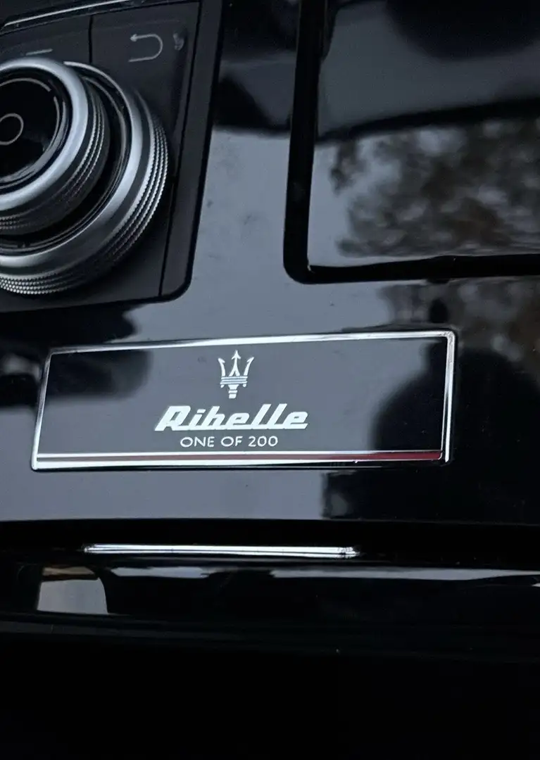 Maserati Ghibli 3.0 V6 ds Ribelle Black 250cv auto - 2