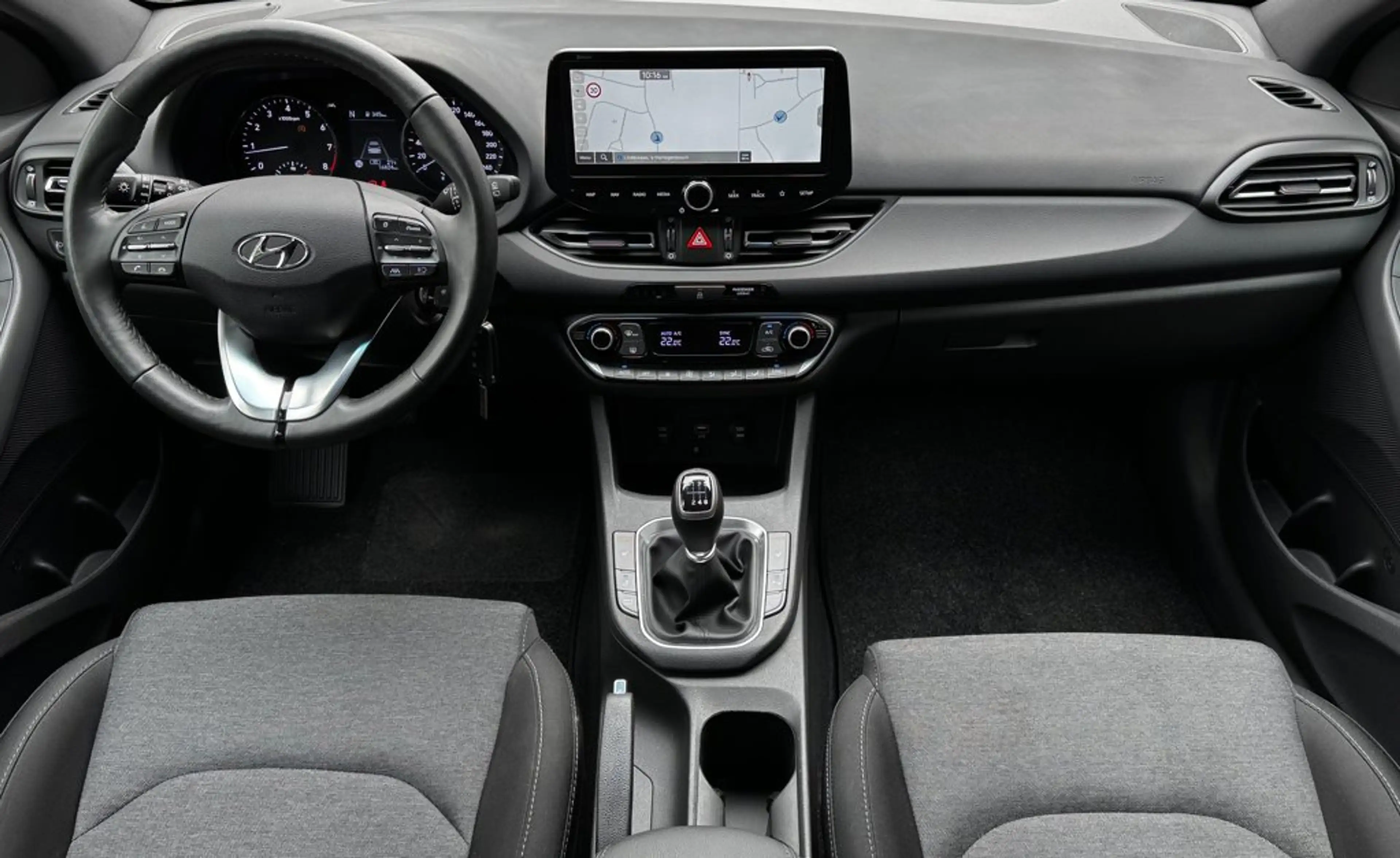 Hyundai i30 1.5 T-GDi MHEV Premium*Carplay*Navi*StoelVer*Camer — photo 2