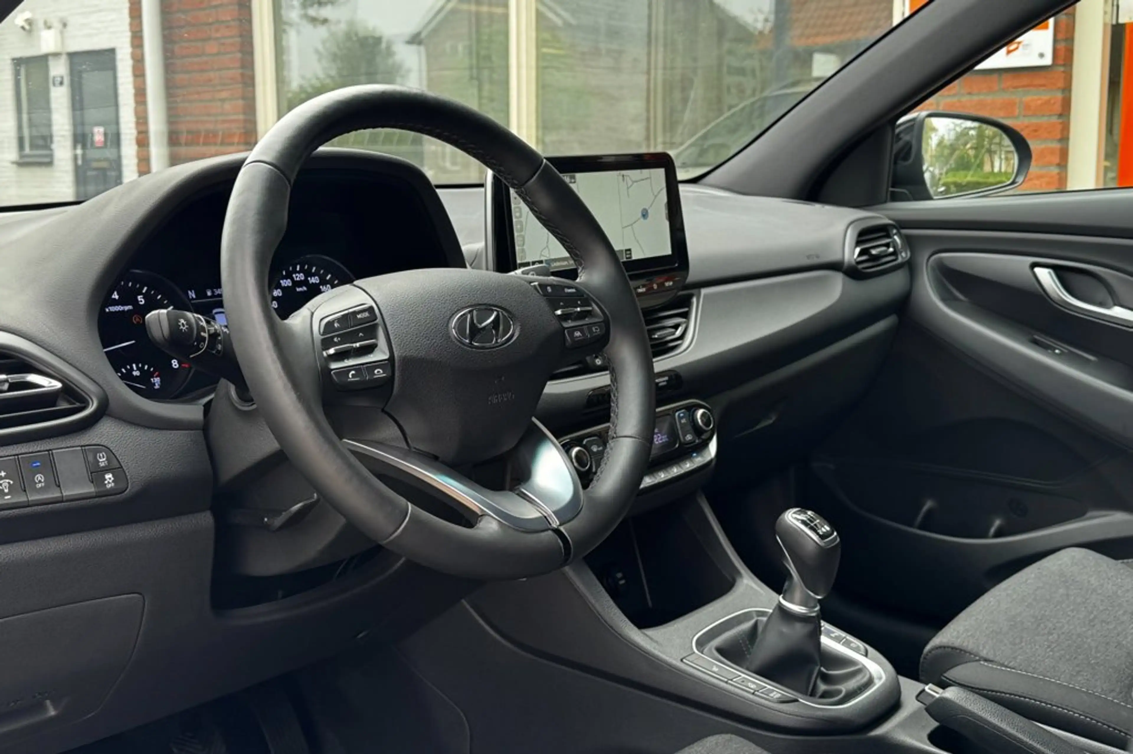 Hyundai i30 1.5 T-GDi MHEV Premium*Carplay*Navi*StoelVer*Camer — photo 4