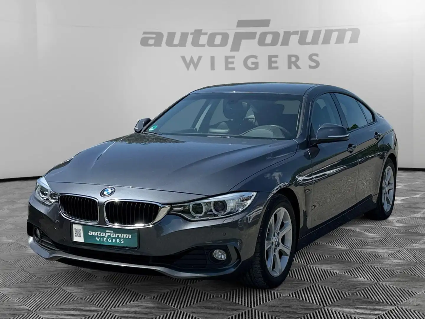 BMW 420 i Gran Coupe Advantage Xenon+PDC+AHK+SHZ Grau - 2
