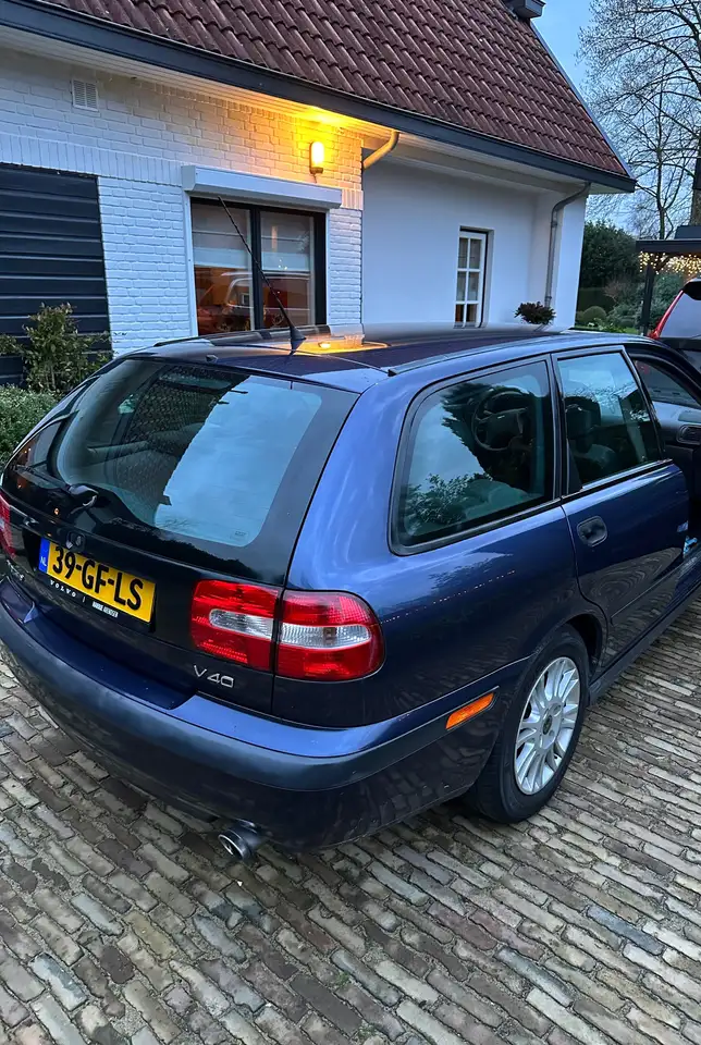 Volvo V40 1.6 Business, foto 2