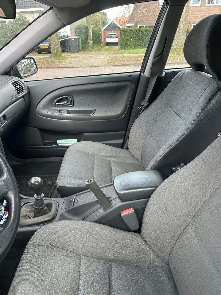 Volvo V40 1.6 Business, foto 3