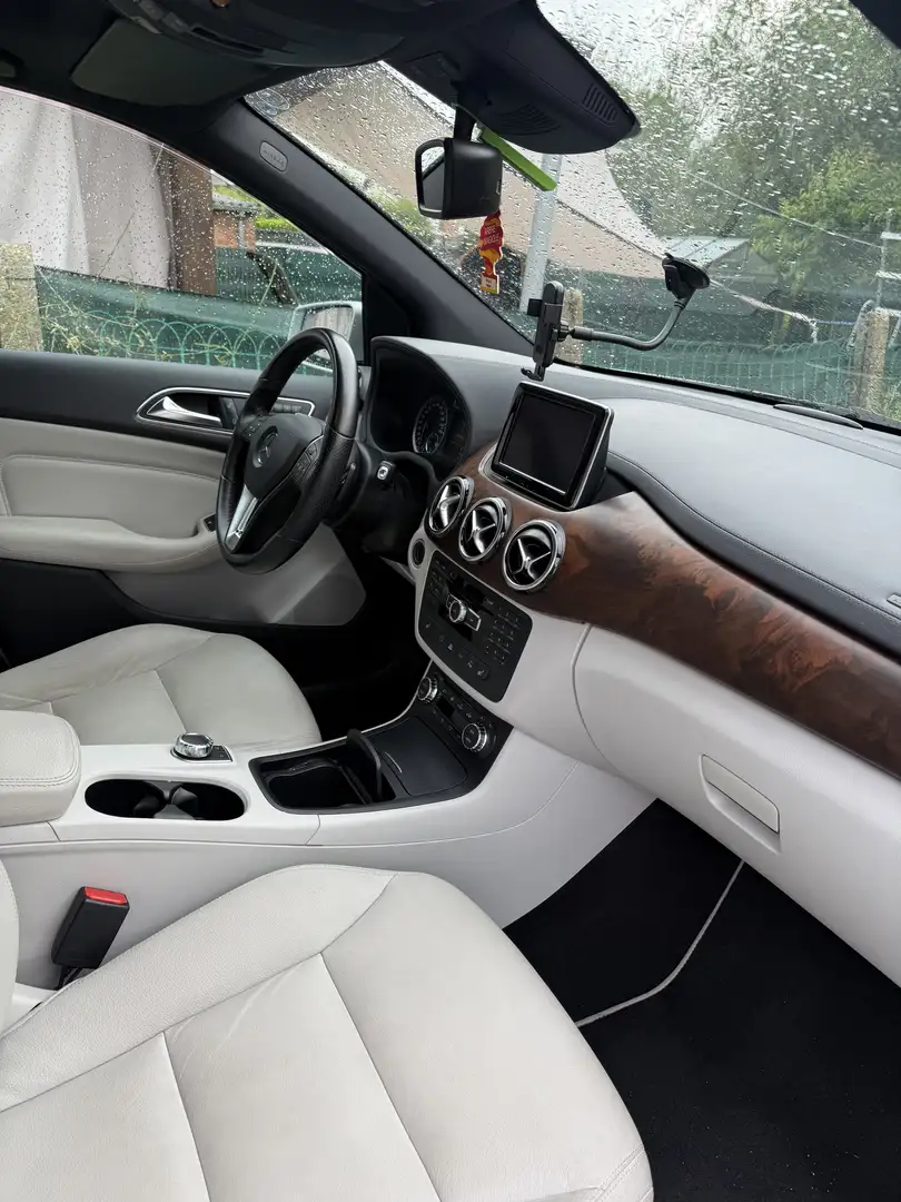 Mercedes-Benz B 250 (BlueEFFICIENCY) 7G-DCT - 1