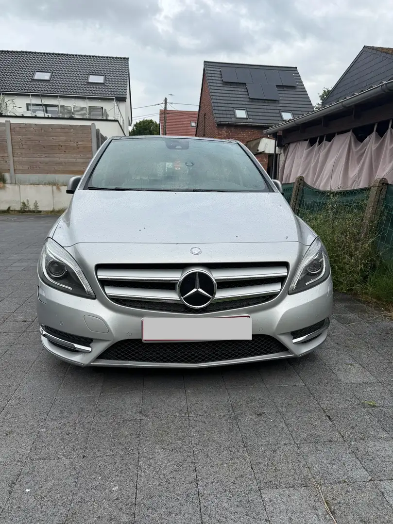 Mercedes-Benz B 250 (BlueEFFICIENCY) 7G-DCT - 2