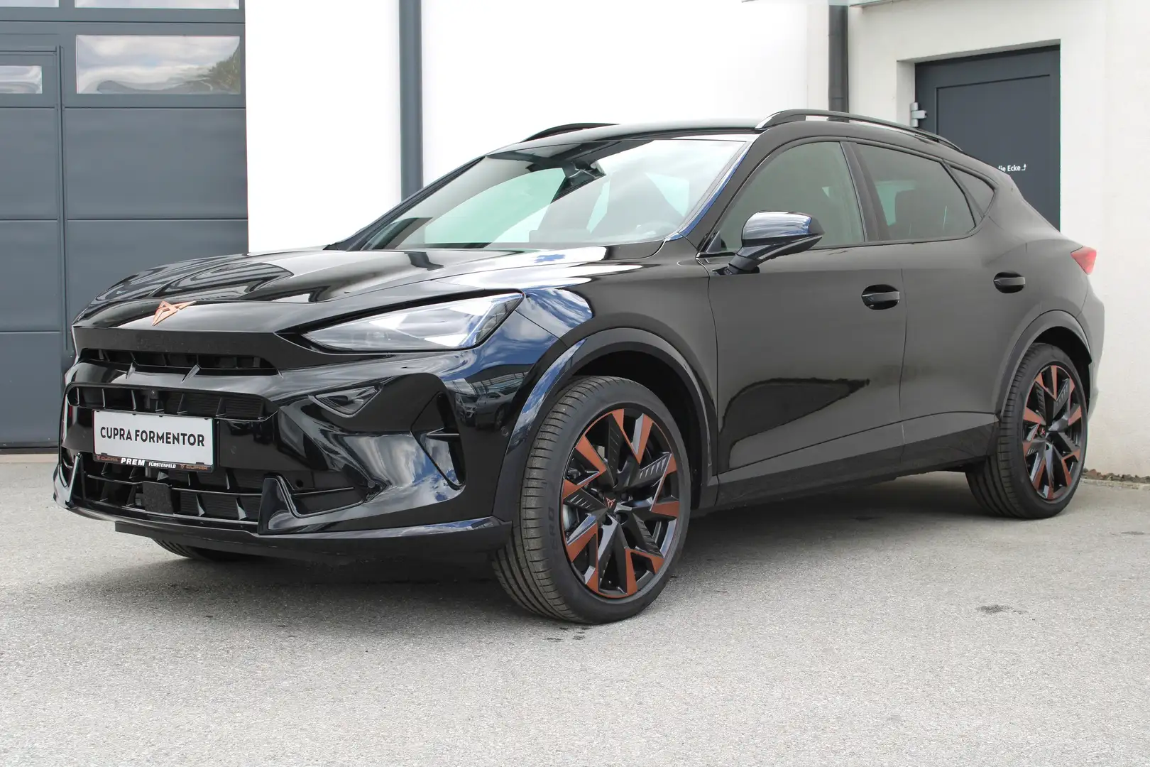 CUPRA Formentor 1.5 e-TSI 150 PS DSG mit perfekter Mehrausstattung Schwarz - 2
