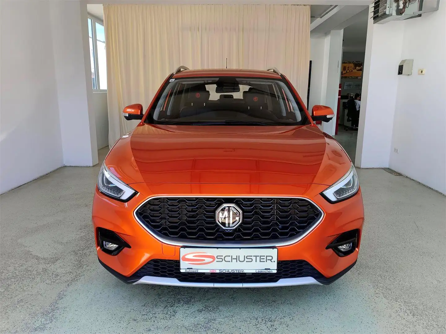 MG ZS 1.0T-GDI Luxury Orange - 2