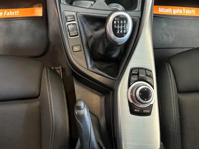 BMW 1 Series view 10