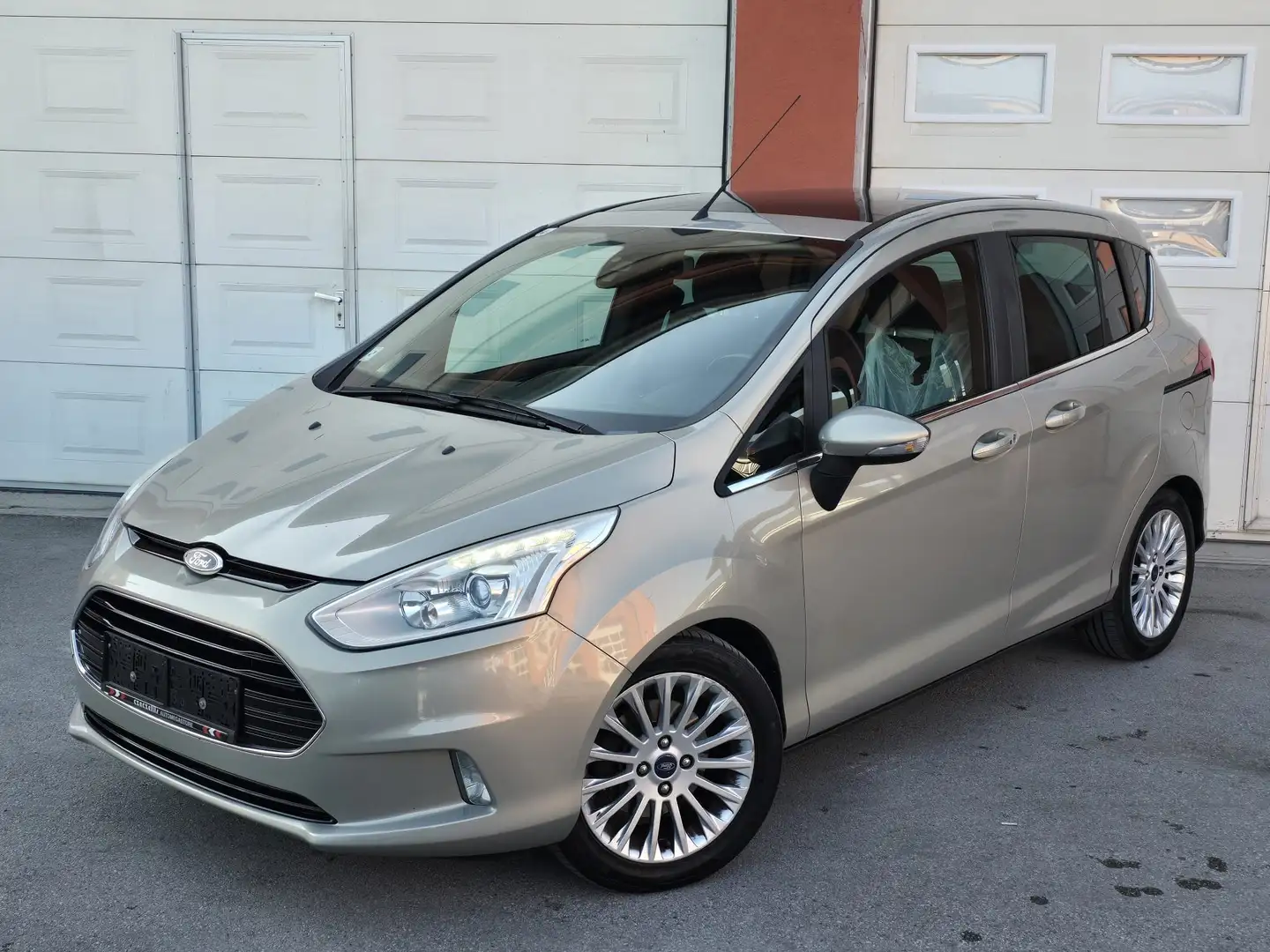 Ford B-Max Titanium 1,0 EcoBoost Start/Stop Gris - 1