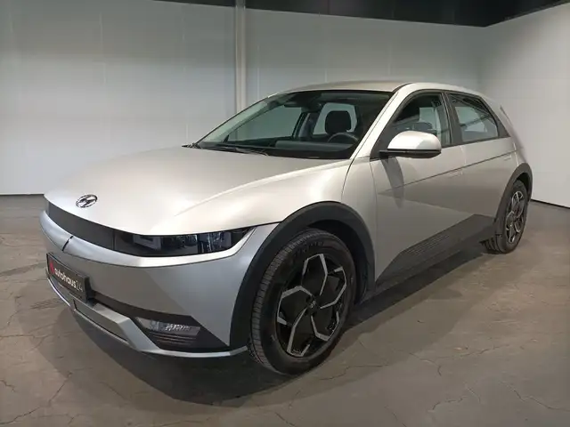 Hyundai IONIQ 5 view 3