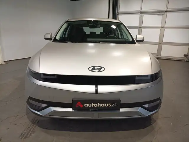 Hyundai IONIQ 5 view 2