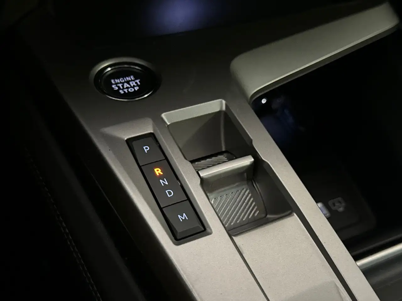 Peugeot 408 Allure Pack PureTech 130 EAT8 S&S aut. 16