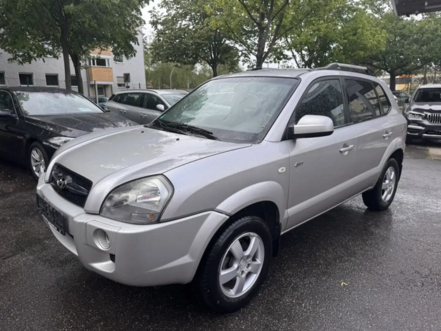 Hyundai TUCSON Tucson 2.7i V6 GLS 4WD *Automatik**Leder**Klima* Argent - 1