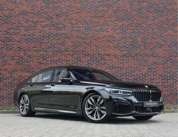 7-serie M760Li xDrive | Skylounge - M Driver's Pac
