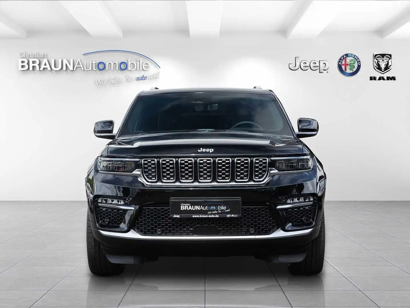 Jeep Grand Cherokee 4xe Summit Reserve MY23 Schwarz - 2