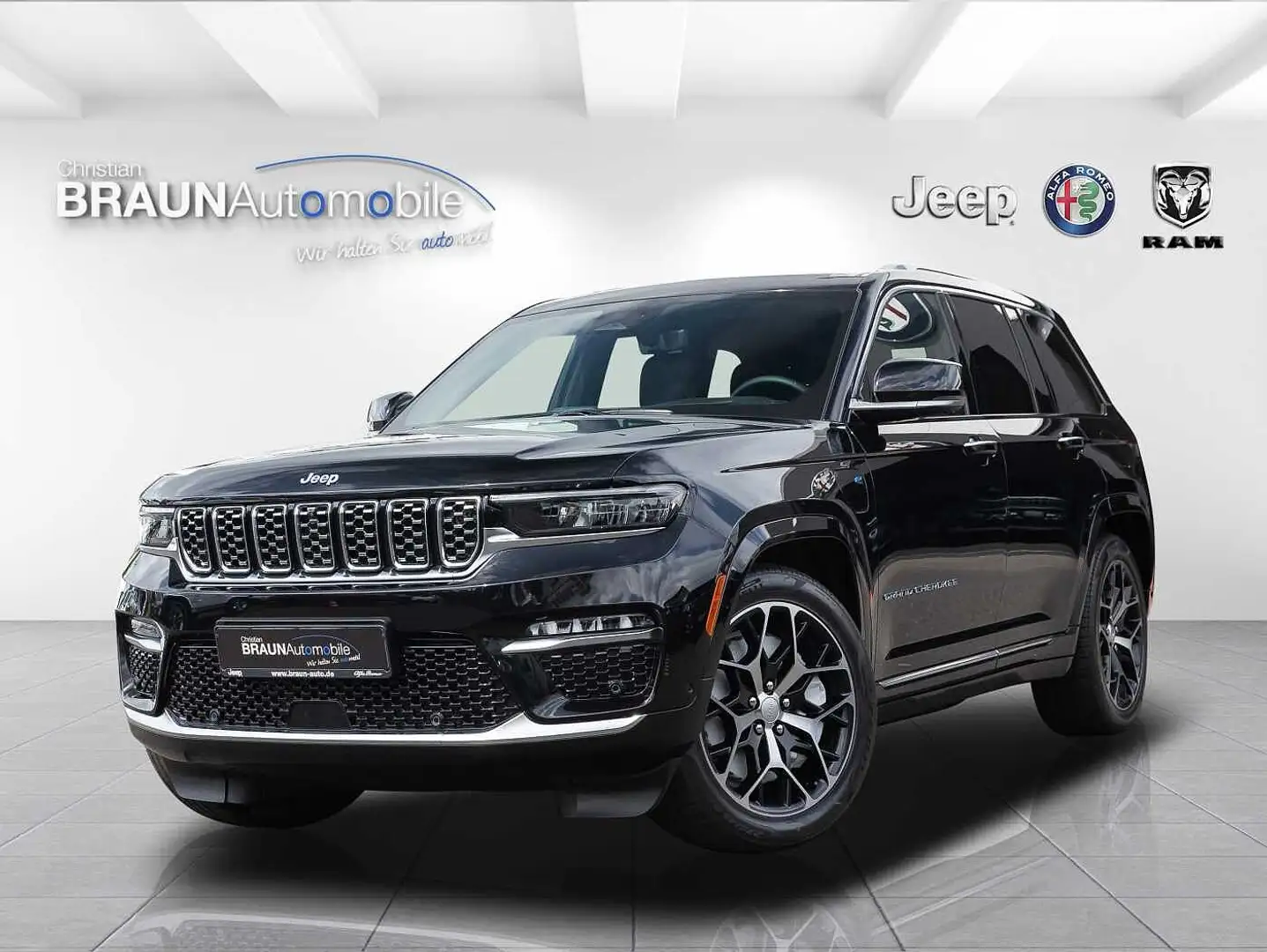 Jeep Grand Cherokee 4xe Summit Reserve MY23 Schwarz - 1