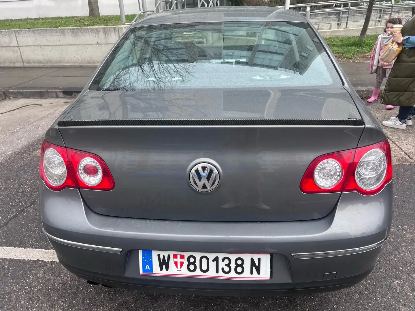 Volkswagen Passat Sportline 2,0 FSI Silber - 2