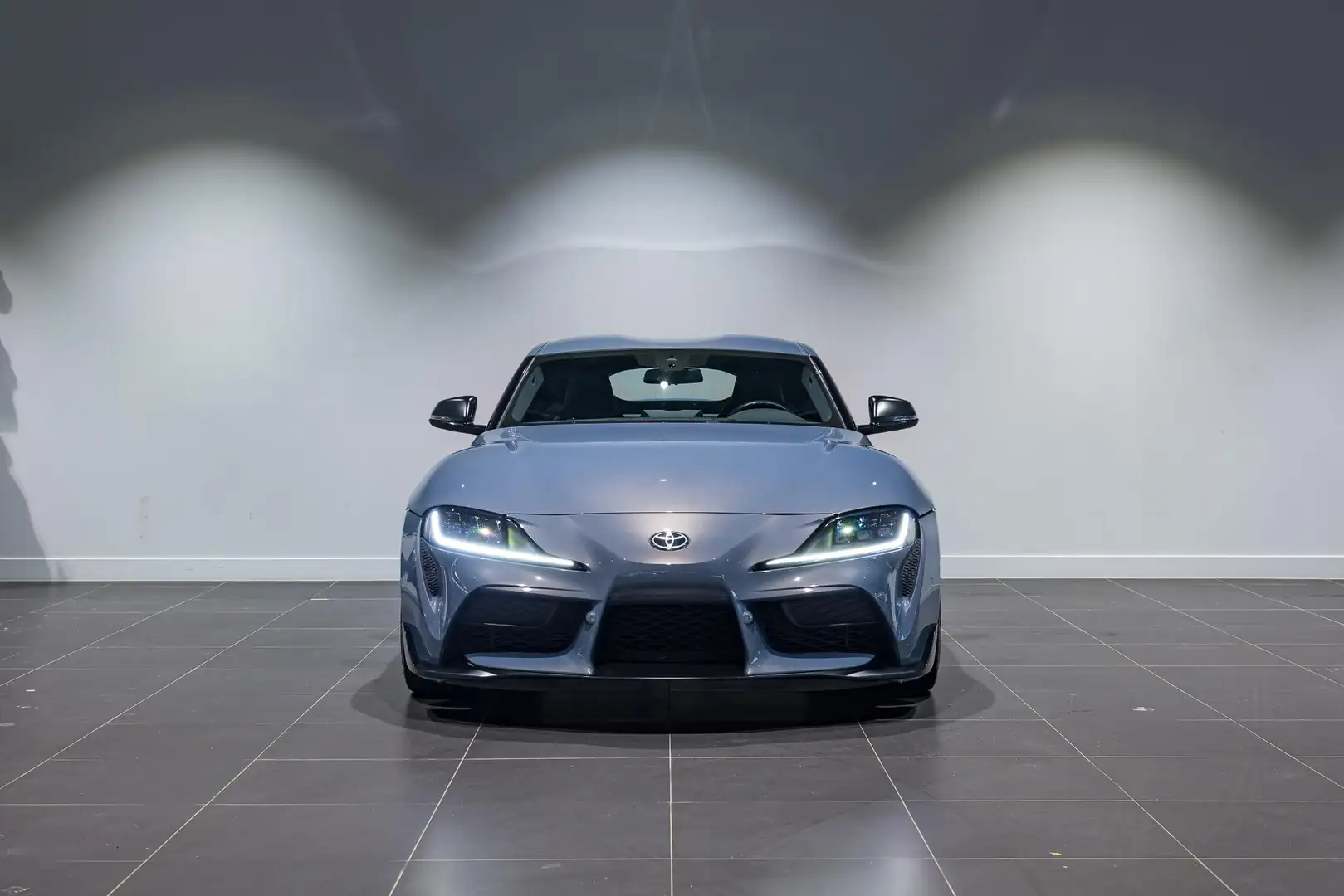 Toyota Supra 3.0 Turbo Light Weight Evo | GR Supra Sport | Carp Gris - 2
